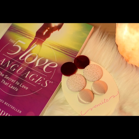 Handmade Button Earrings Valentines Day Set - Picture 3 of 3